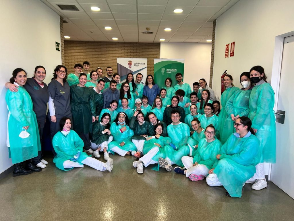 El Campus de Ponferrada celebra un curso especializado de cirugía dígito-metatarsal