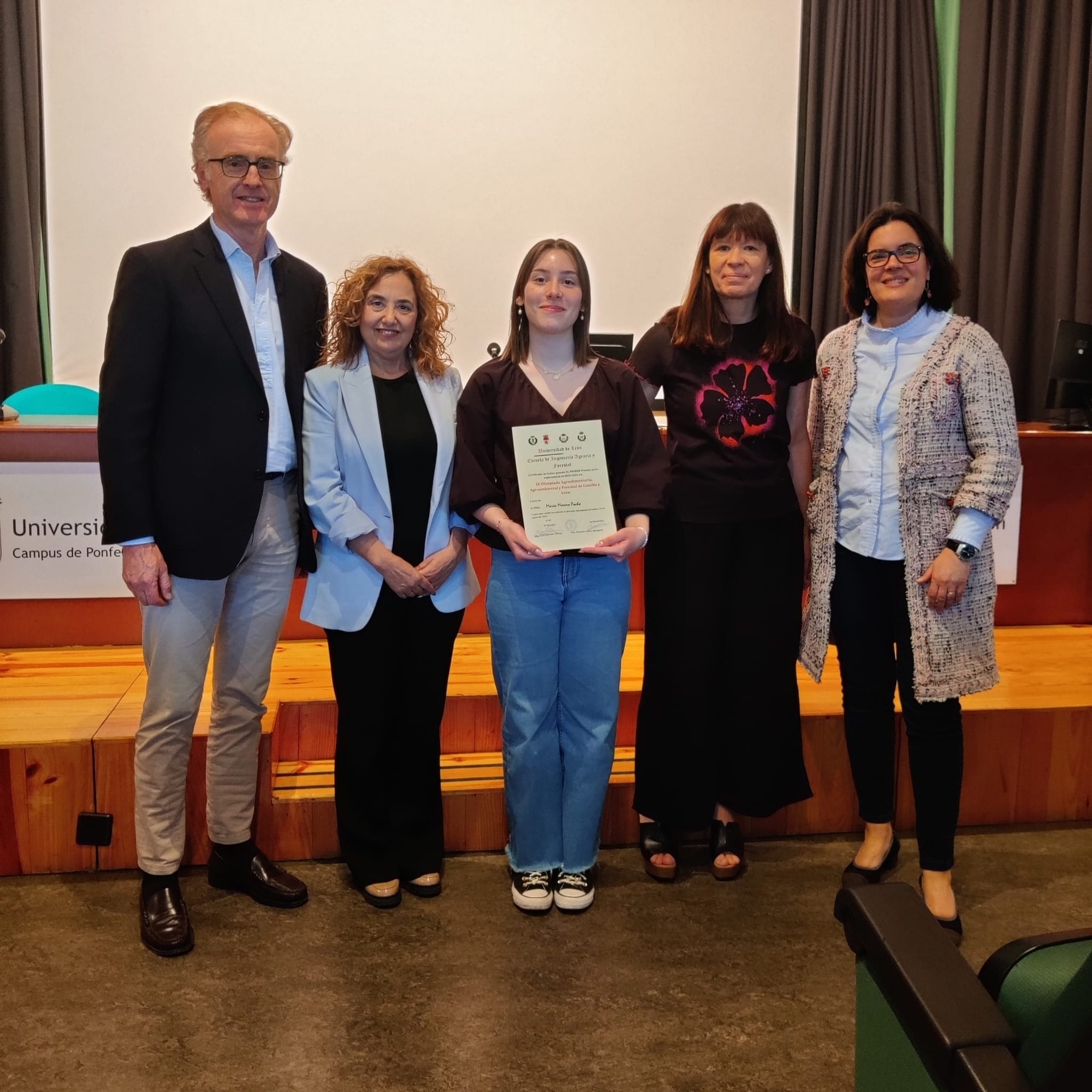 En este momento estás viendo El Campus de Ponferrada entregó los premios de la IX Olimpiada Agroalimentaria de CyL al IES Álvaro Yáñez de Bembibre