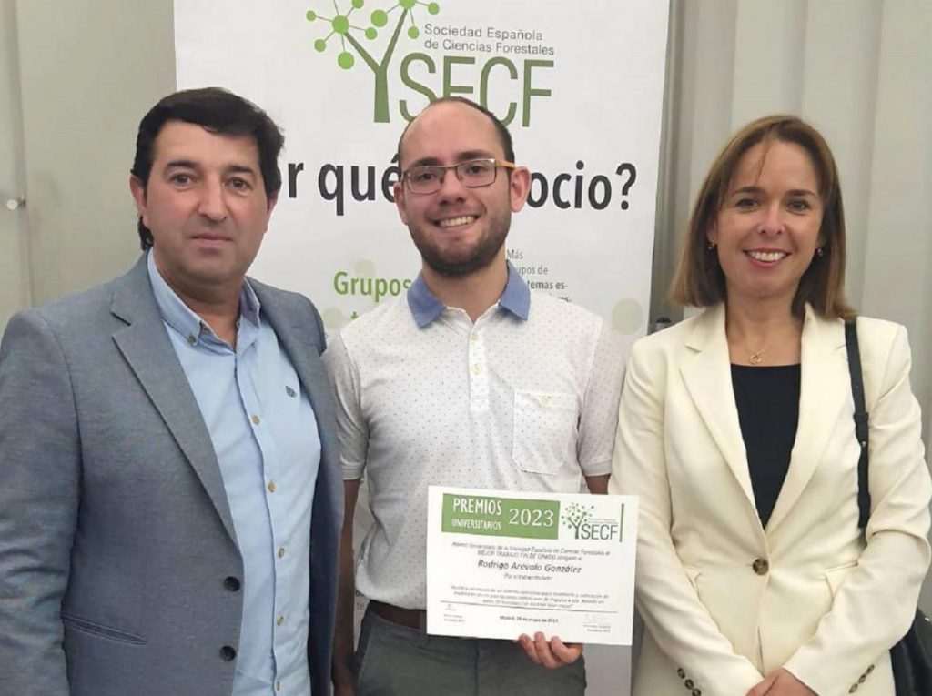 Un titulado en el Campus de Ponferrada premiado por la Sociedad Española de Ciencias Forestales