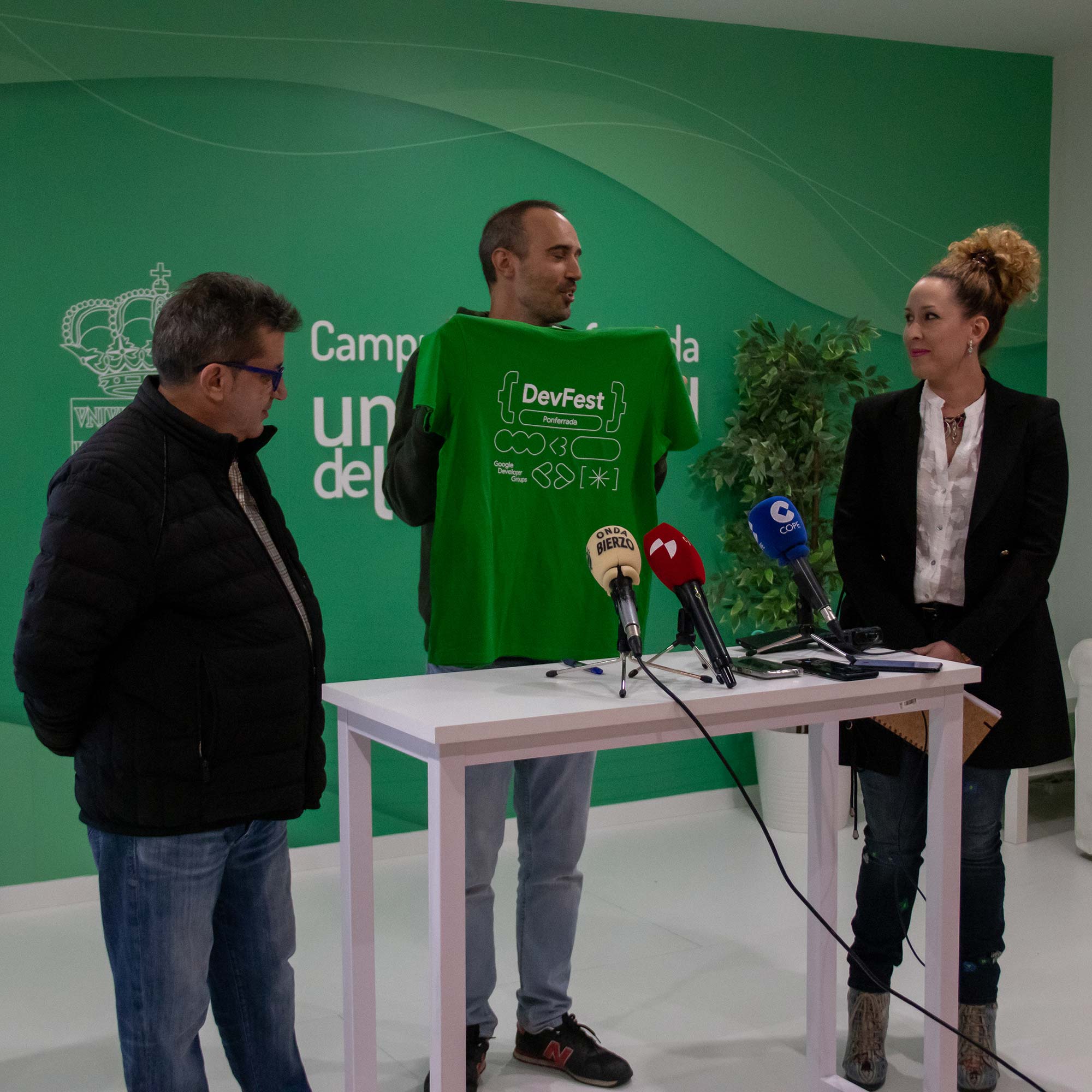 En este momento estás viendo El Campus de Ponferrada de la Universidad de León acoge el primer DevFest Ponferrada