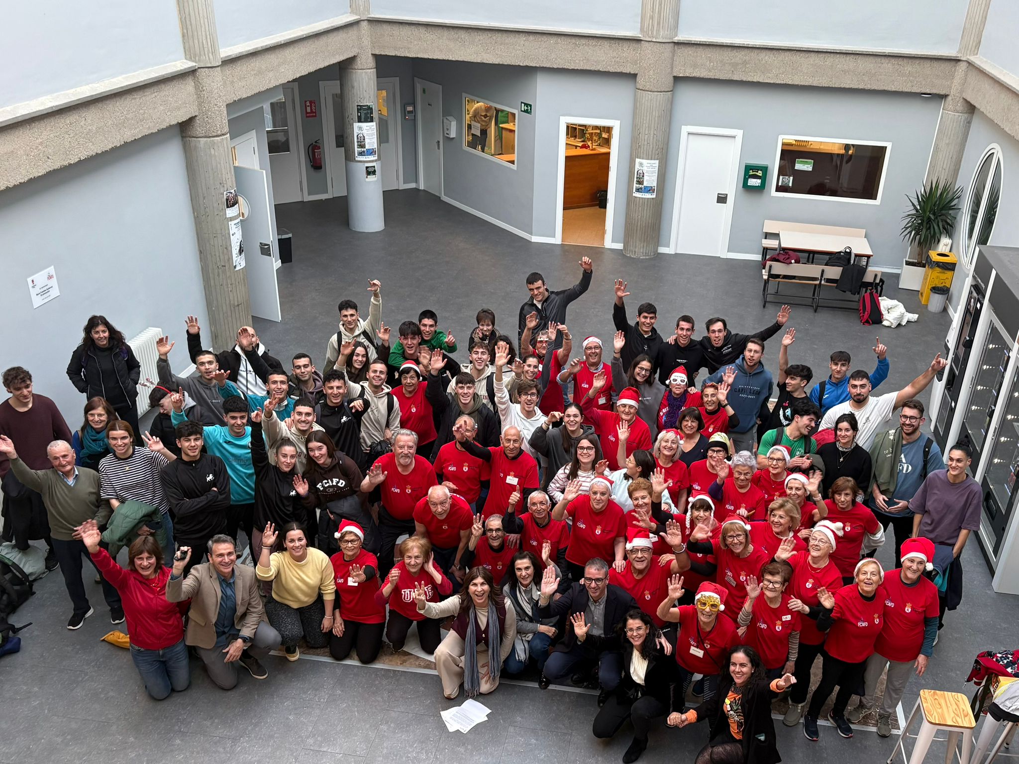 En este momento estás viendo La Universidad de León combate el edadismo con un innovador proyecto de Actividad Física Intergeneracional